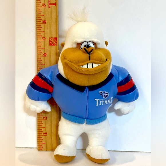 Vintage Tennessee Titans Football Team Stuffed Gorilla Toy 8” - Picture 2 of 4